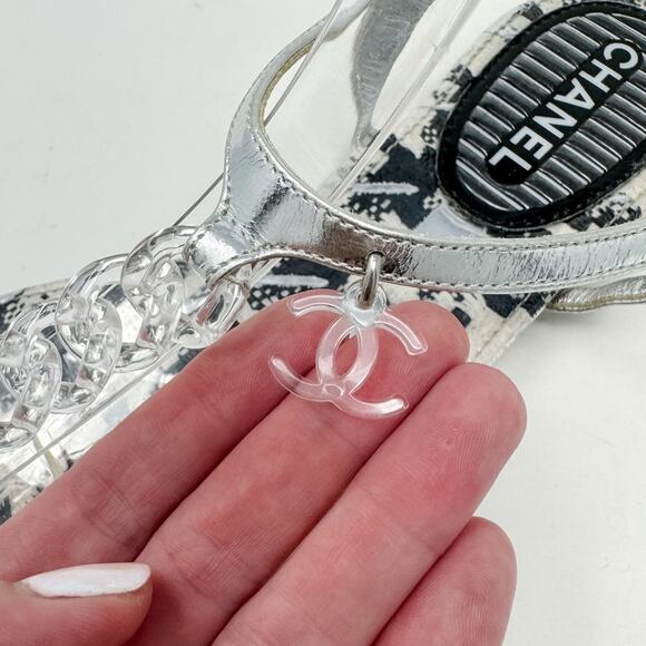Chanel Clear Acrylic Chain CC Logo PVC Houndstooth Thong Flat Sandal size 39 - Picture 11 of 14